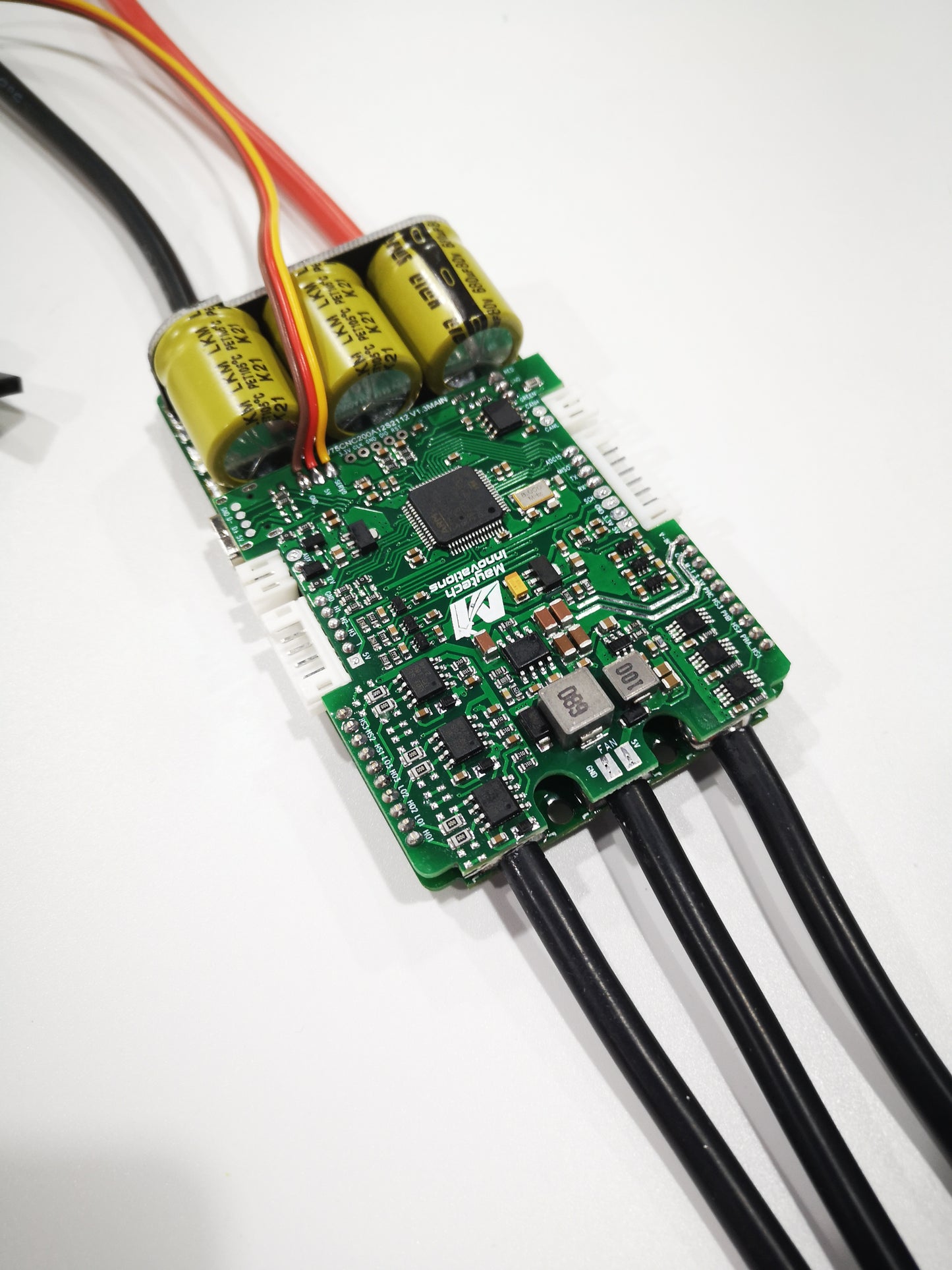 MAYRC 140KV Waterproof Brushless Motor 200A Speed Controller ESC and IP68 Wireless Remote Controller
